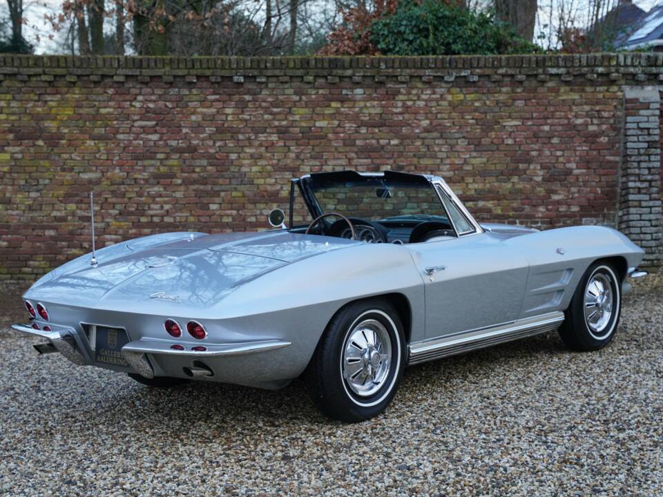 Image 39/50 of Chevrolet Corvette Sting Ray Convertible (1964)