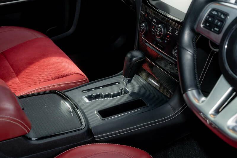 Imagen 40/50 de Chrysler 300 SRT8 (2013)