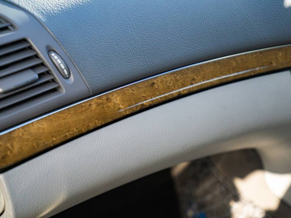 Immagine 20/25 di Mercedes-Benz E 280 CDI T (2009)