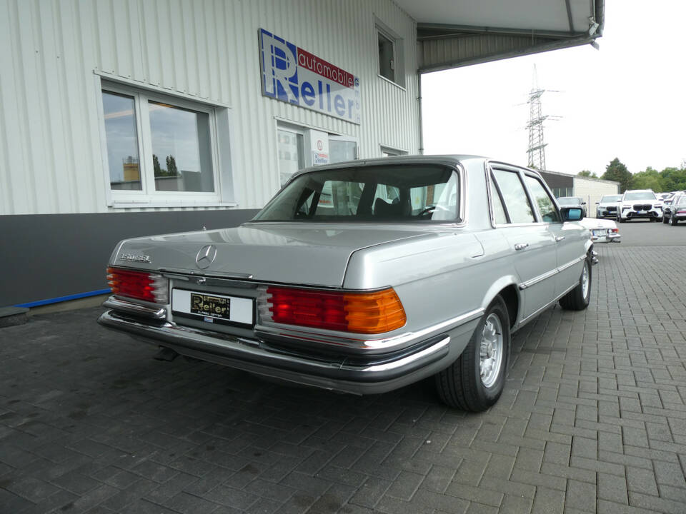 Bild 4/28 von Mercedes-Benz 350 SEL (1978)