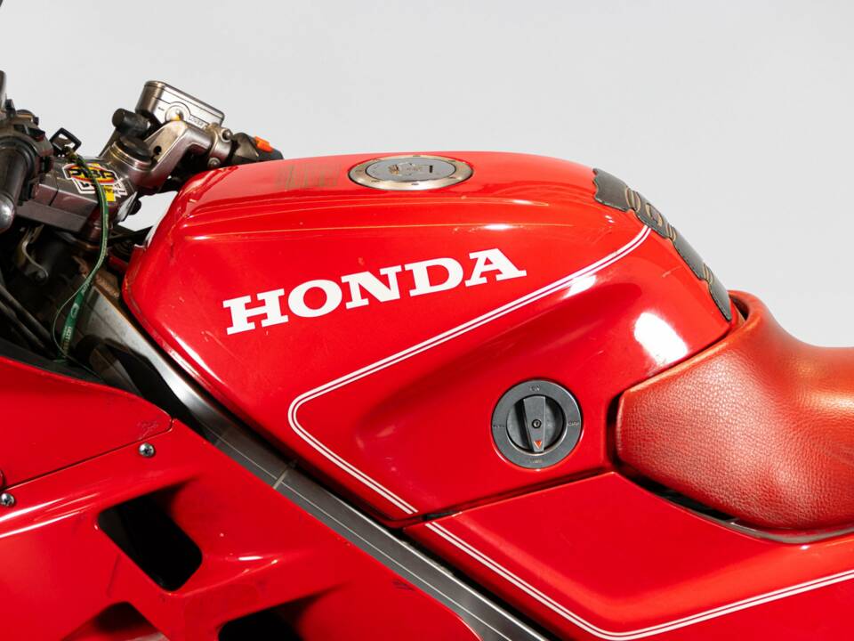 Image 17/50 of Honda DUMMY (1988)