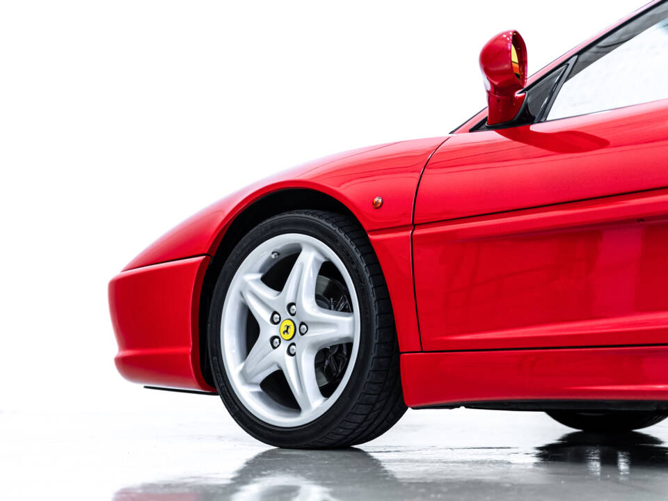 Image 9/55 of Ferrari F 355 Berlinetta (1994)