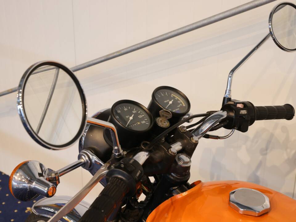 Immagine 25/29 di Kawasaki KH 125 (1981)
