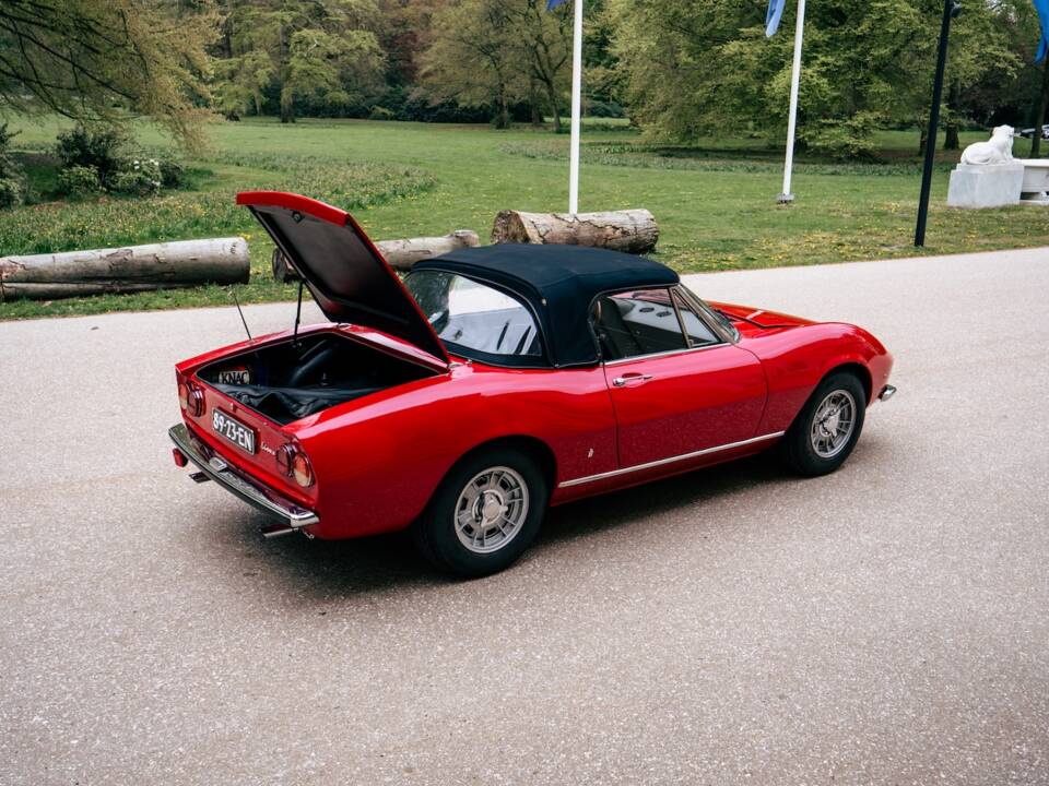 Image 43/65 of FIAT Dino Spider (1967)