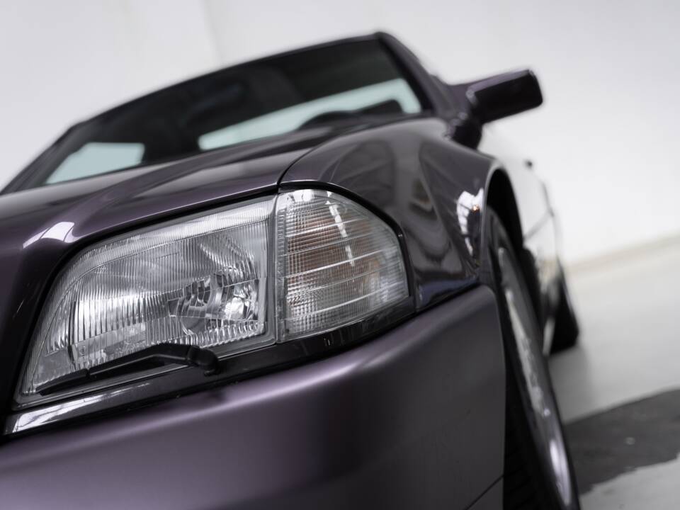 Image 29/37 of Mercedes-Benz SL 320 (1993)