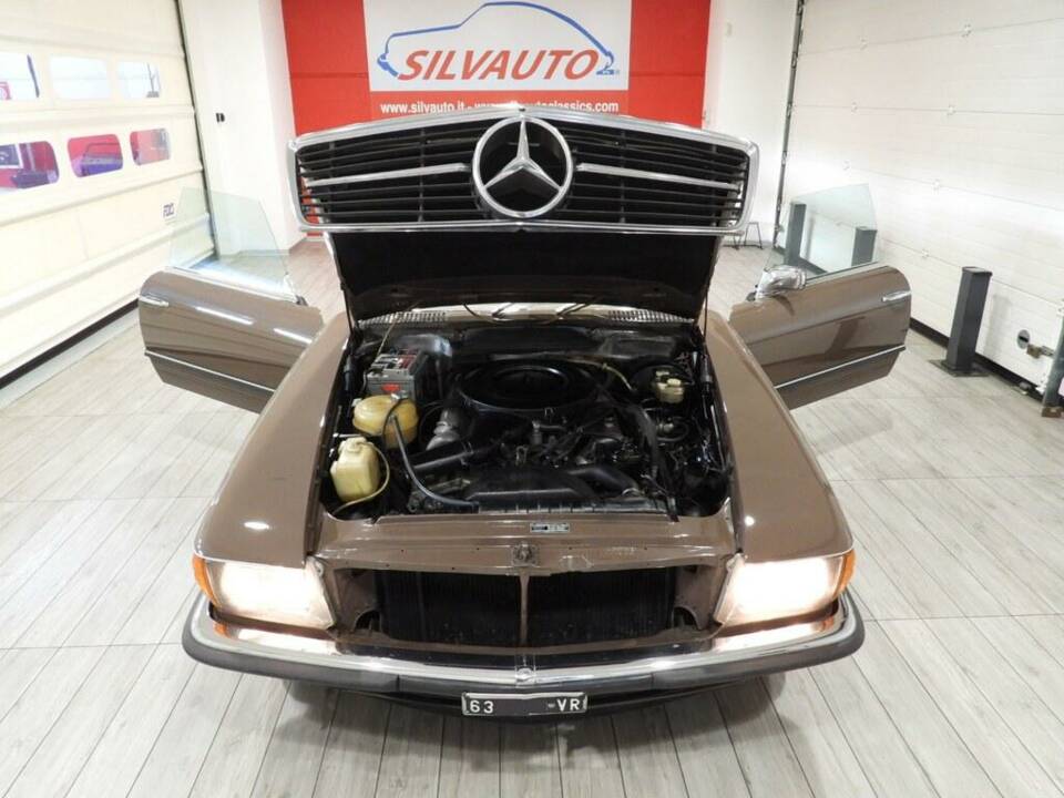 Immagine 12/15 di Mercedes-Benz 350 SLC (1976)