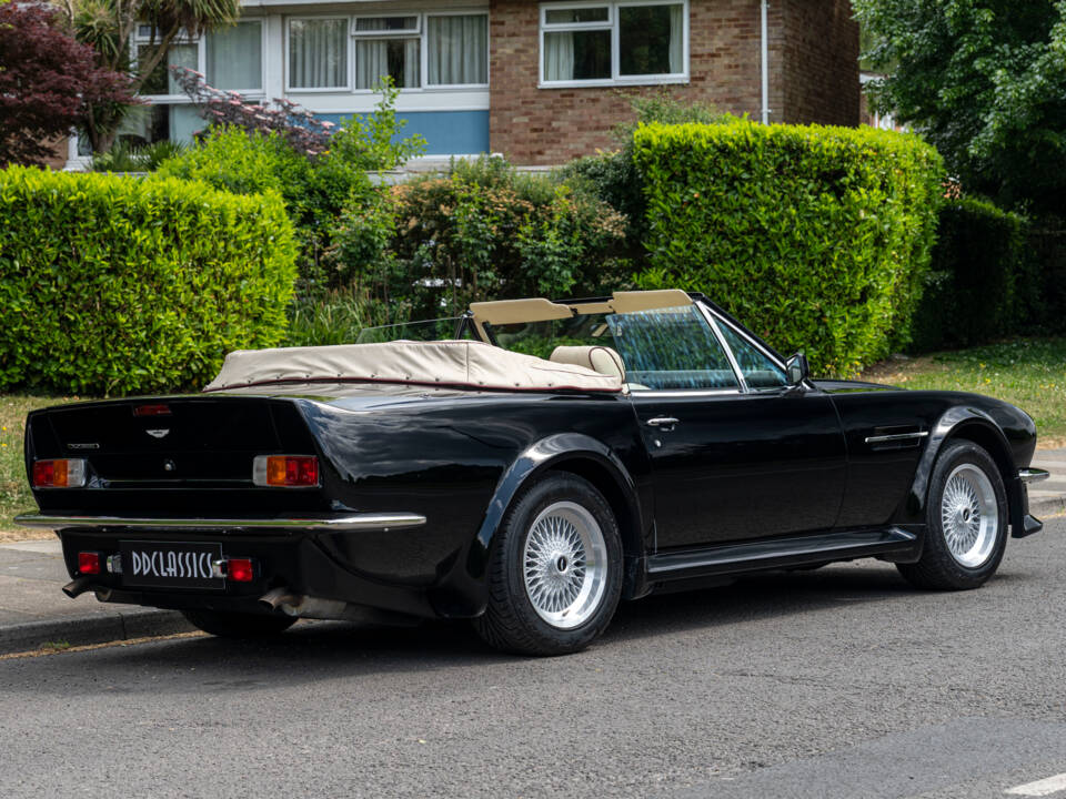 Immagine 3/32 di Aston Martin V8 Vantage Volante (1988)