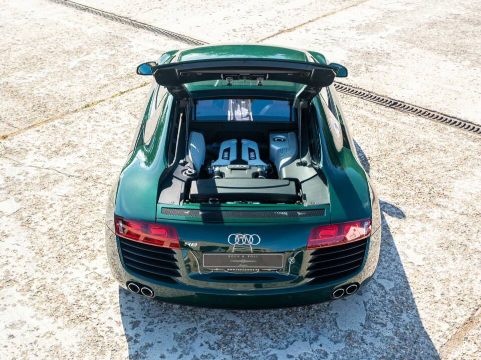 Image 30/33 of Audi R8 (2007)