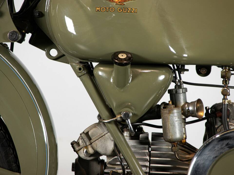 Image 26/50 of Moto Guzzi DUMMY (1963)
