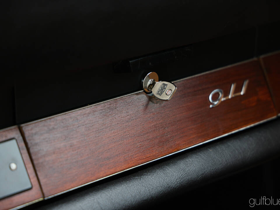 Bild 82/92 von Porsche 911 2.0 (1965)