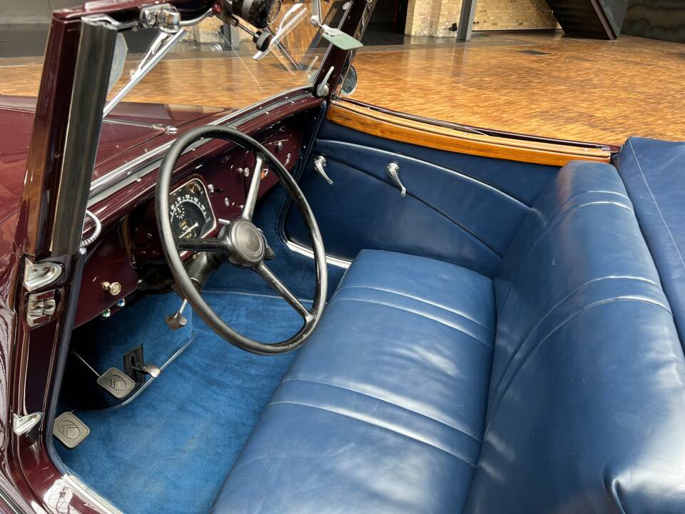 Image 29/38 of Citroën Traction Avant 11 BL Légère (1938)