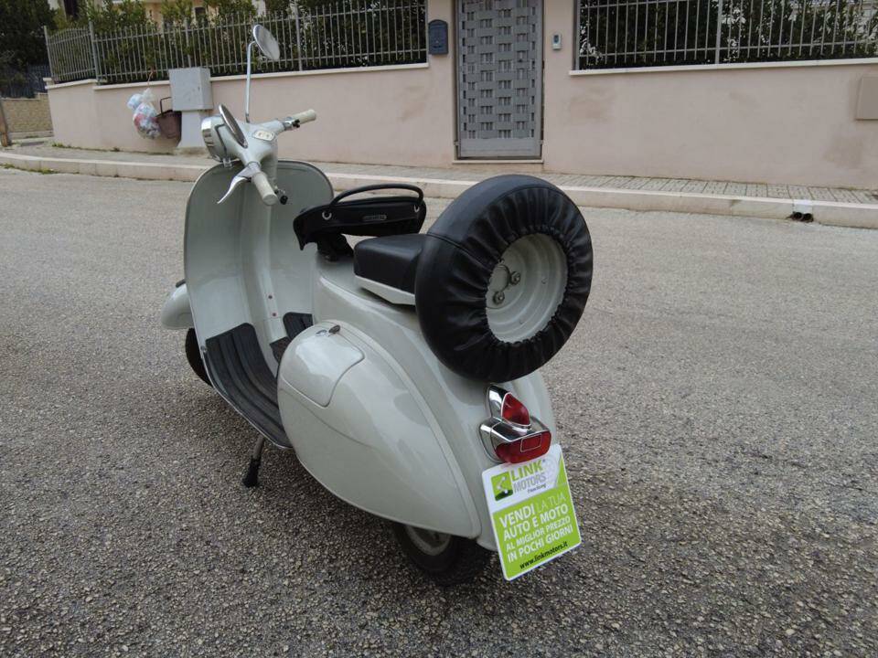 Bild 4/9 von Piaggio Vespa 125 (1962)