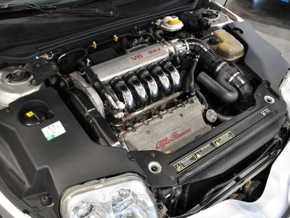 Image 26/32 of Alfa Romeo Spider 3.0 V6 24V (2002)