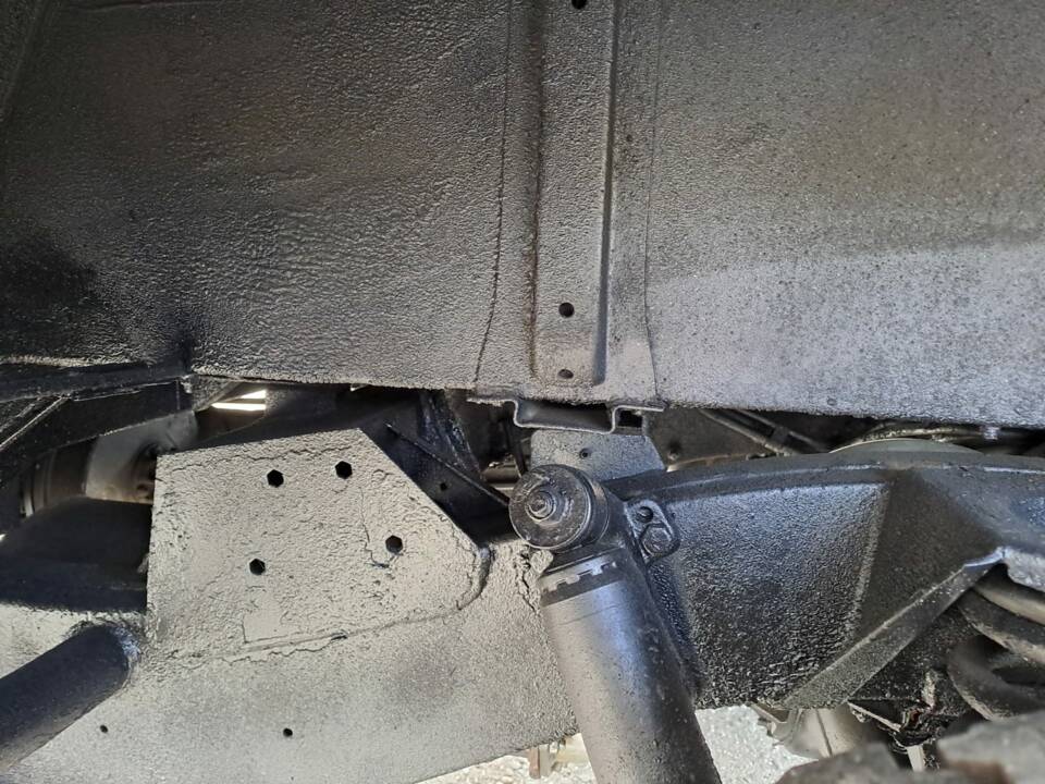 Immagine 68/83 di Land Rover Defender 90 Td5 (1999)