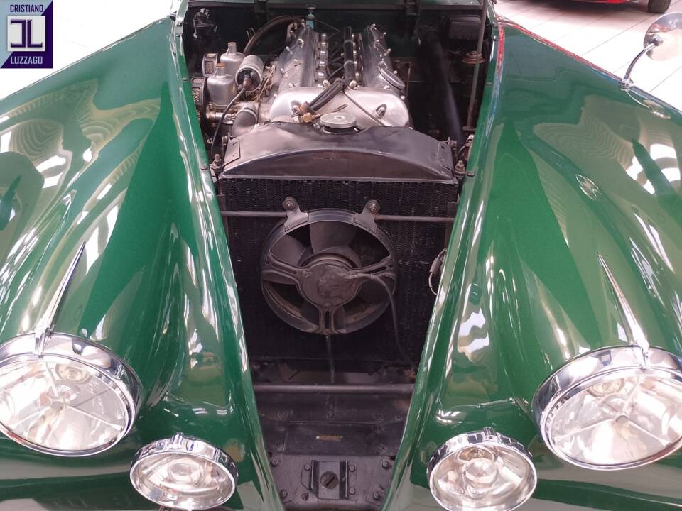 Image 42/57 of Jaguar XK 120 SE OTS (1953)