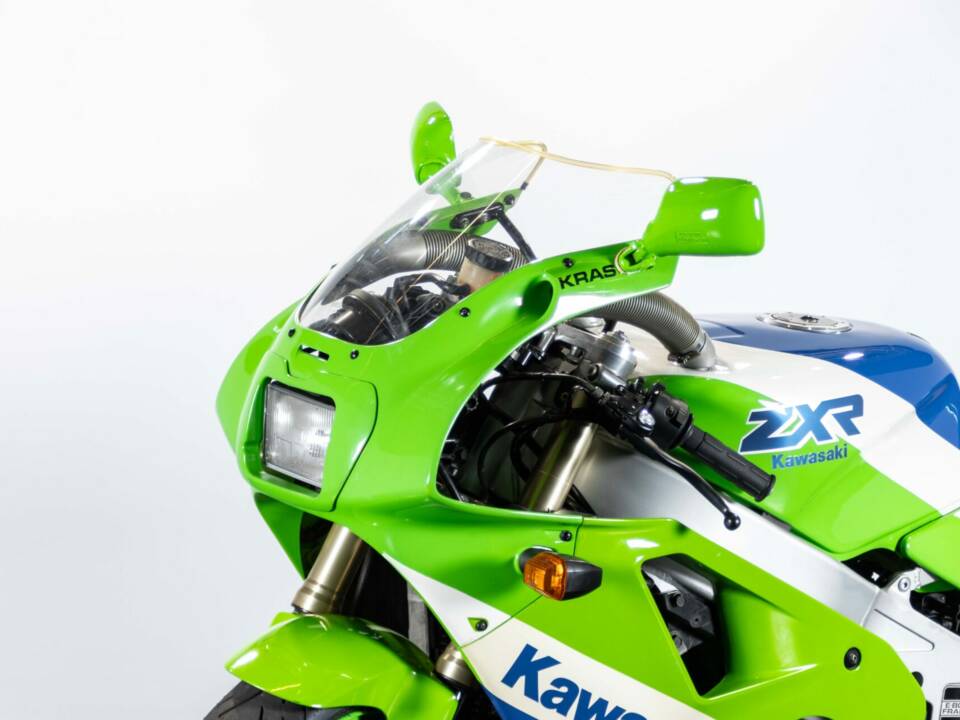 Image 40/40 of Kawasaki ZX-R 400 (1991)