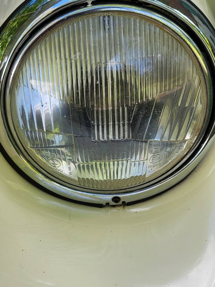 Image 17/37 of Alfa Romeo Spider Veloce 2000 (1982)