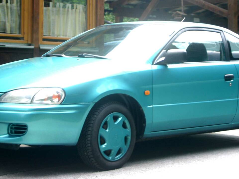 Image 3/51 of Toyota Paseo (1996)