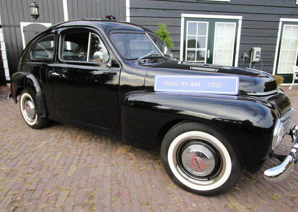 Immagine 8/8 di Volvo PV 444 (1950)