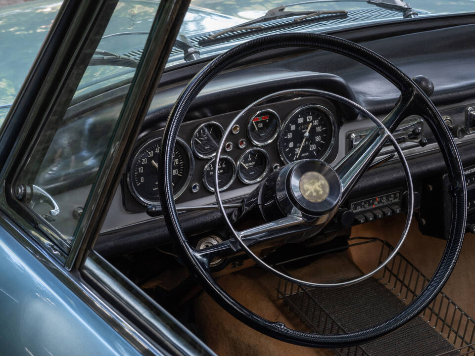 Bild 8/17 von Peugeot 404 Injection (1968)