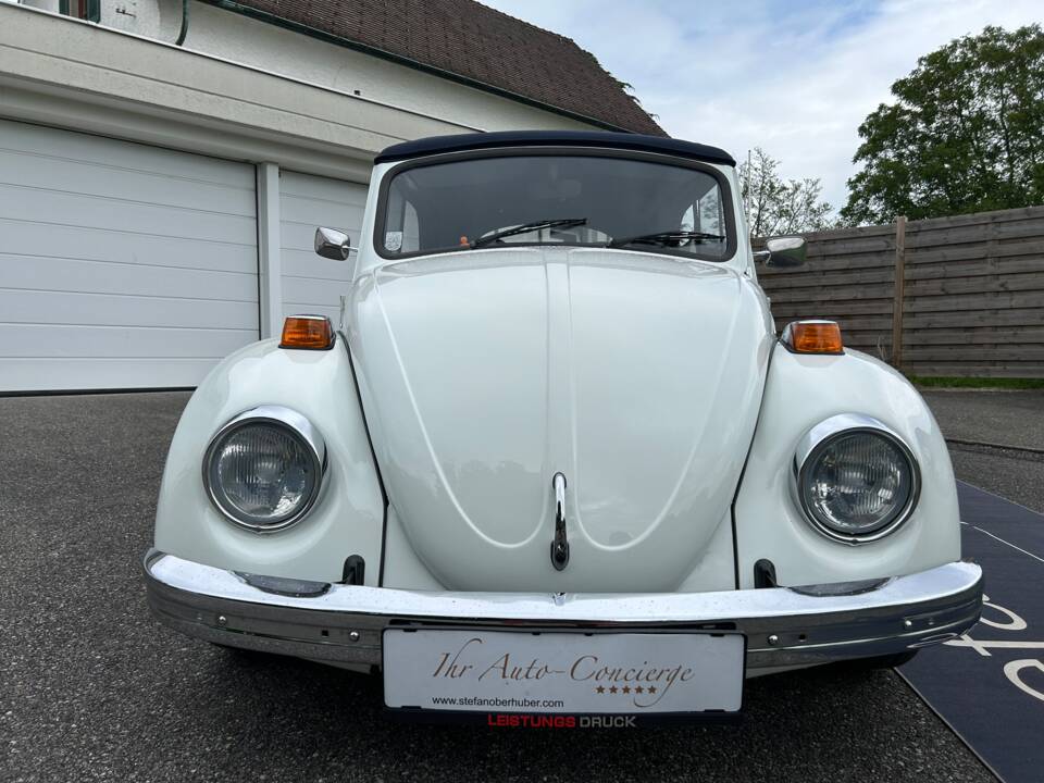 Image 18/28 of Volkswagen Coccinelle 1600 (1970)