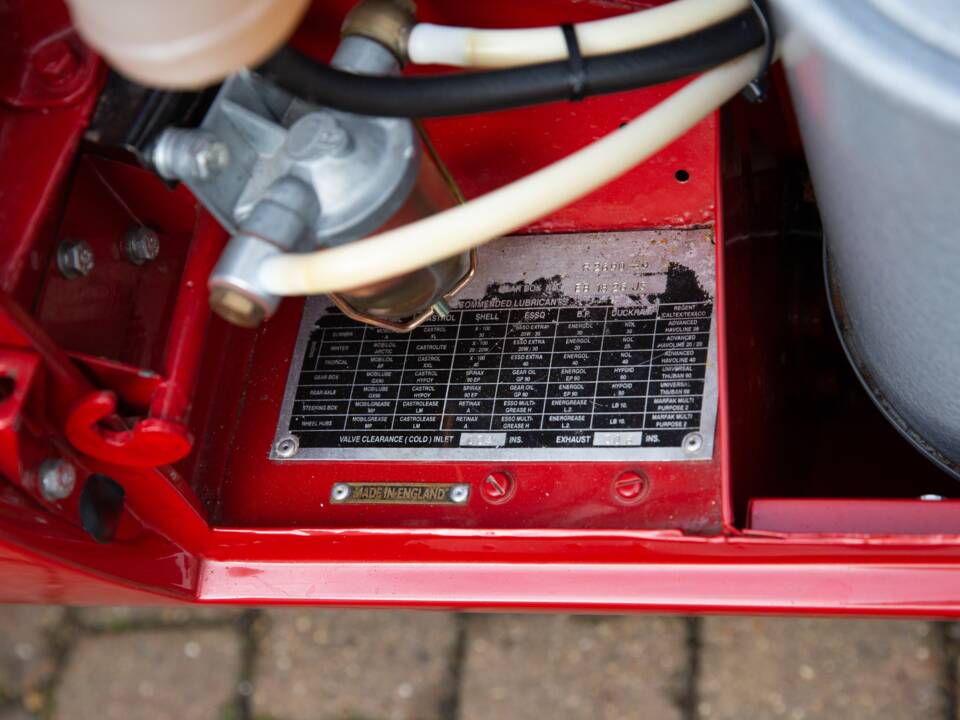 Image 42/50 of Jaguar E-Type 3.8 Flat Floor (1961)