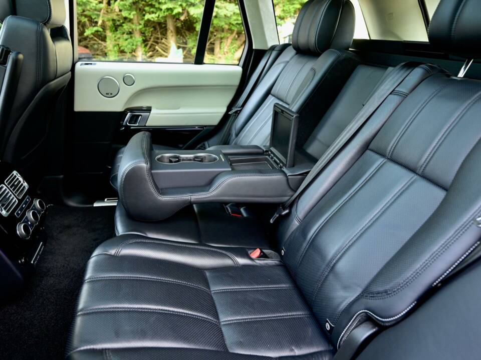 Image 37/50 de Land Rover Range Rover Autobiography SDV8 (2016)