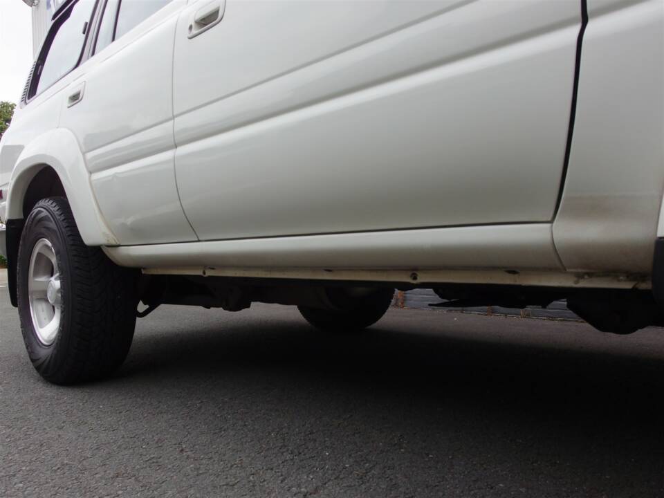 Bild 20/97 von Toyota Land Cruiser FJ80 (1992)