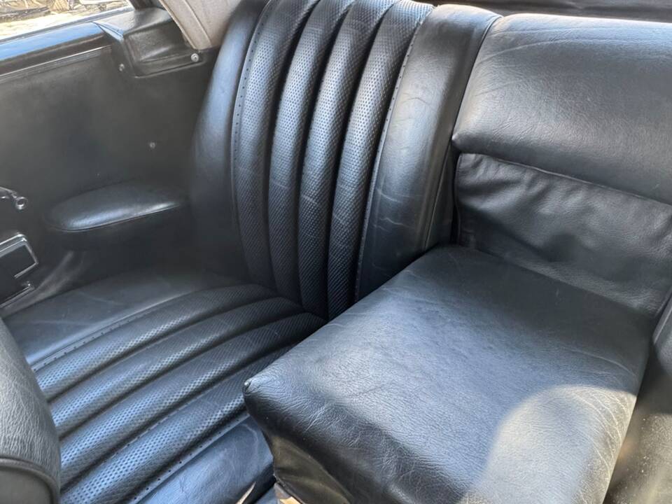 Image 31/37 de Mercedes-Benz 250 SE (1966)