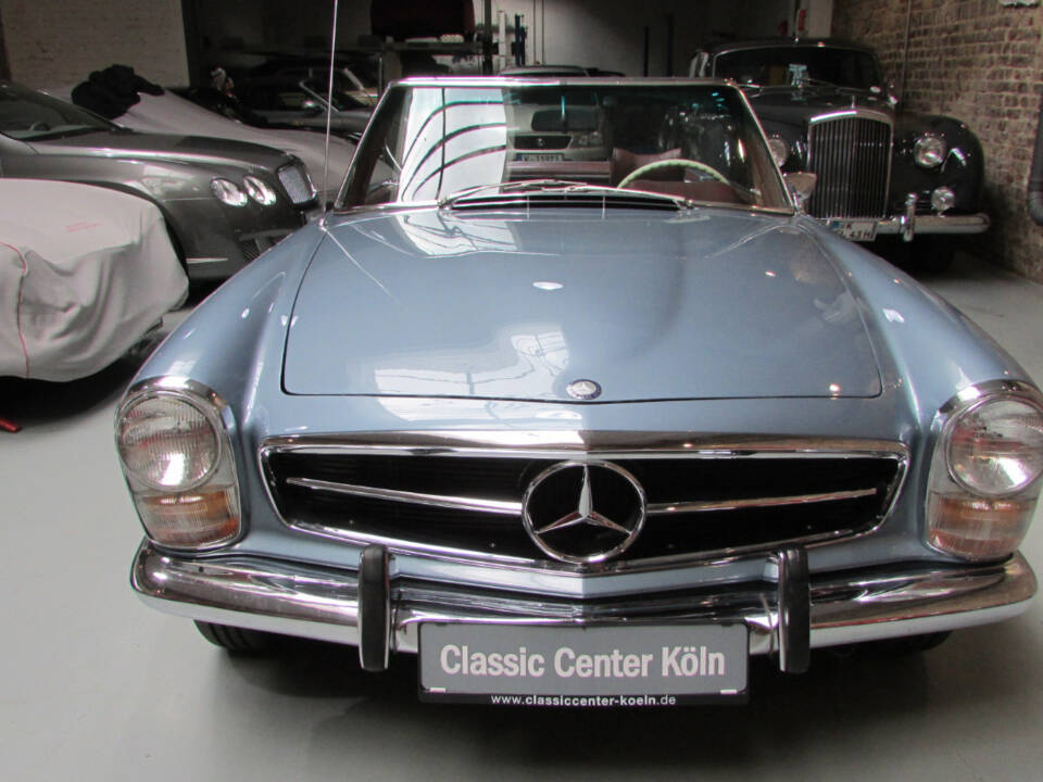 Bild 8/26 von Mercedes-Benz 280 SL (1969)