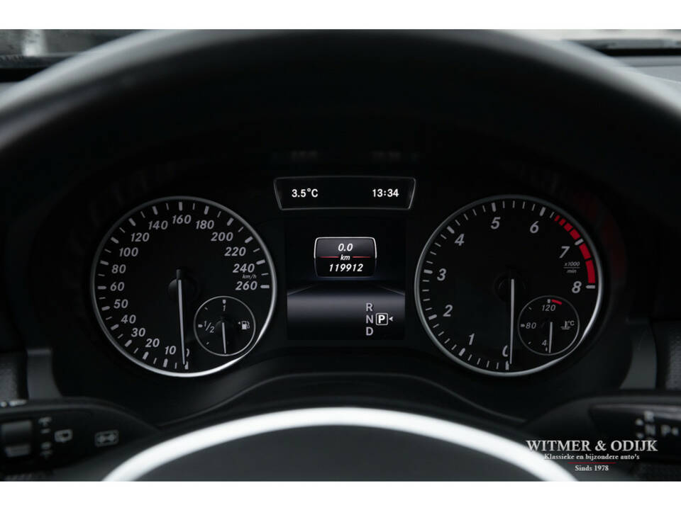 Image 24/32 of Mercedes-Benz A 180 (2014)