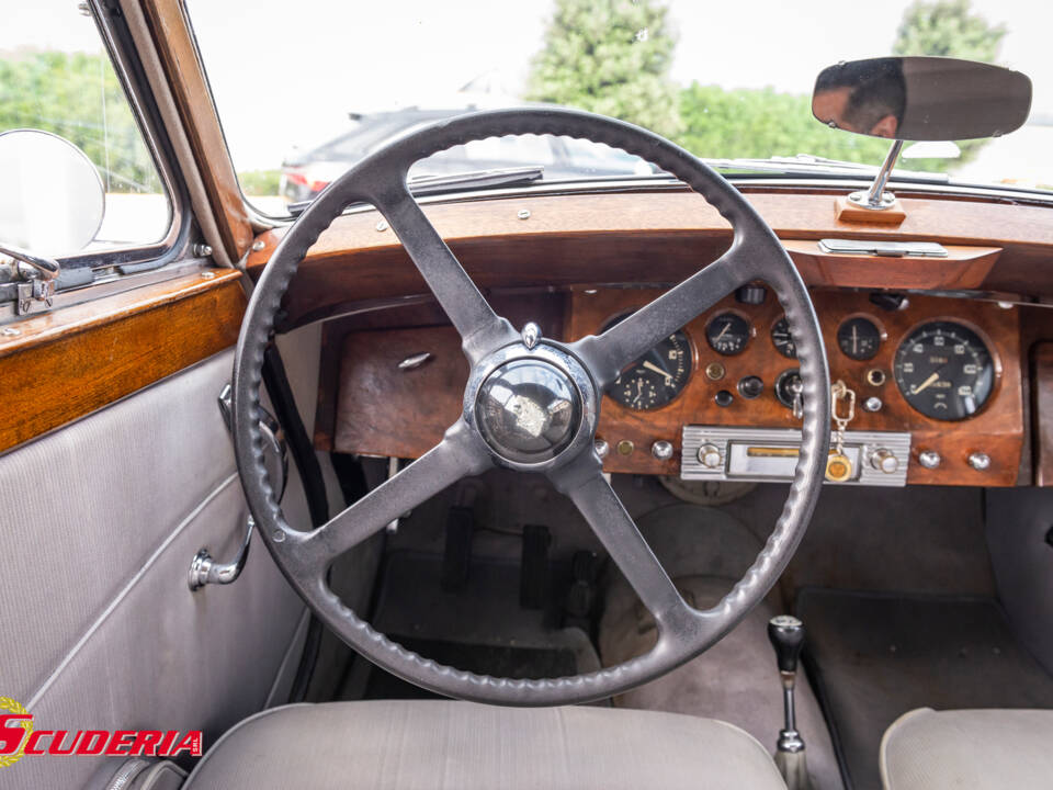 Image 33/40 of Jaguar Mk V  3.5 Litre (1951)