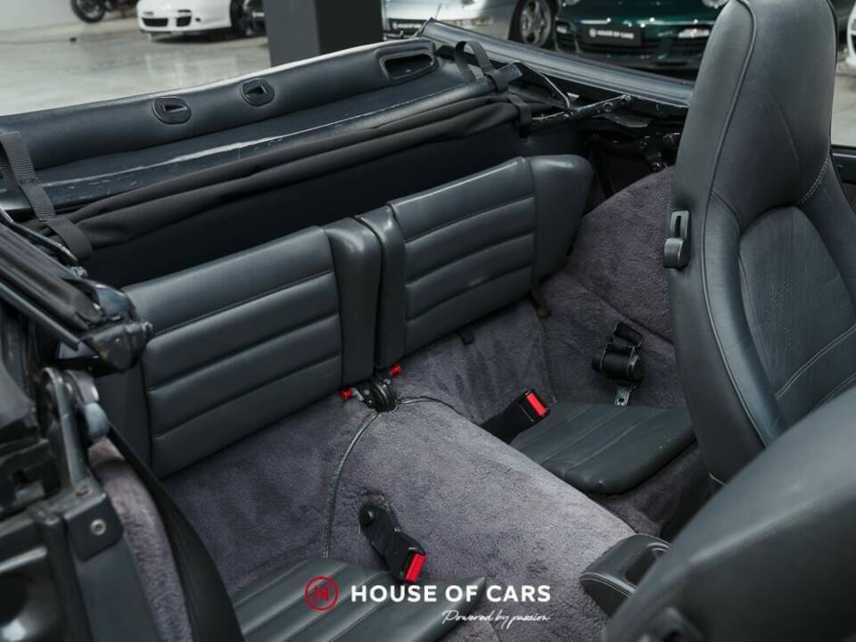 Bild 20/25 von Porsche 911 Carrera 4 (1990)
