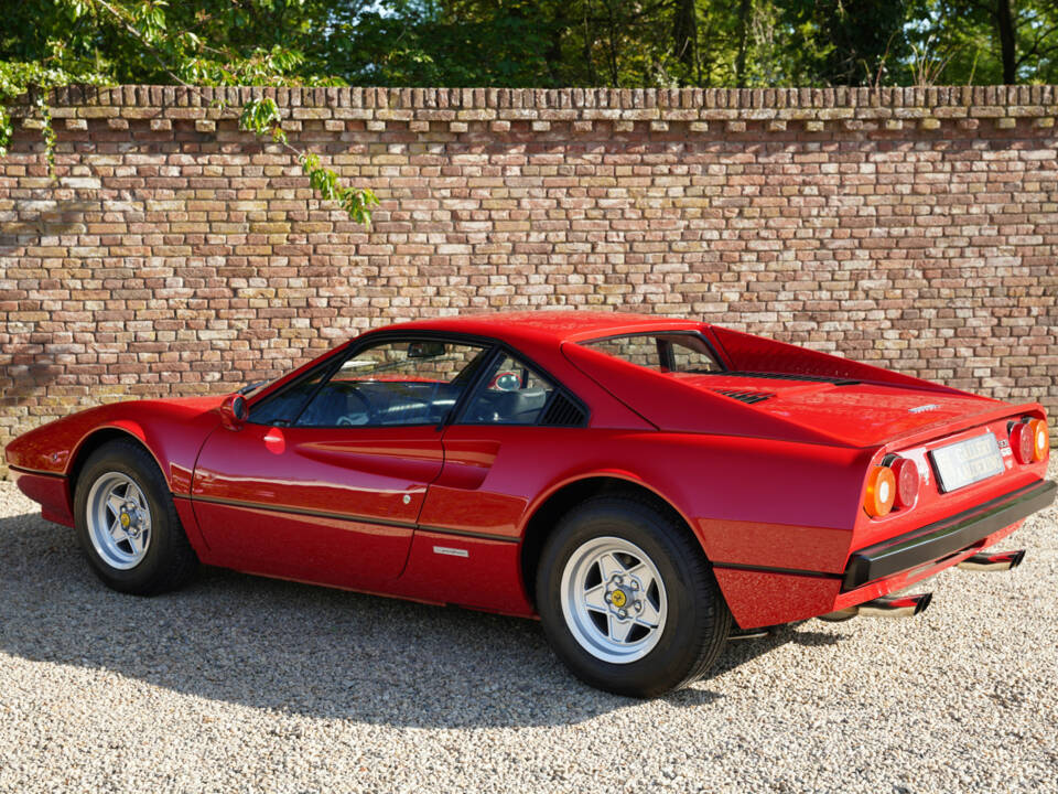 Imagen 48/50 de Ferrari 308 GTB (1977)
