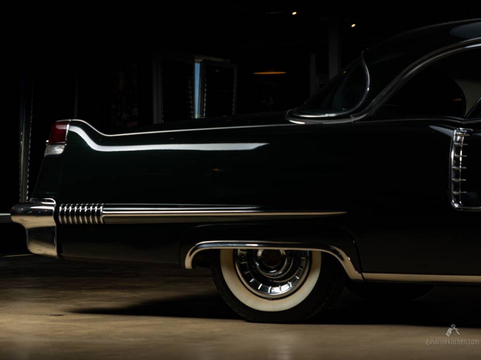Image 30/50 of Cadillac 62 Coupe DeVille (1956)