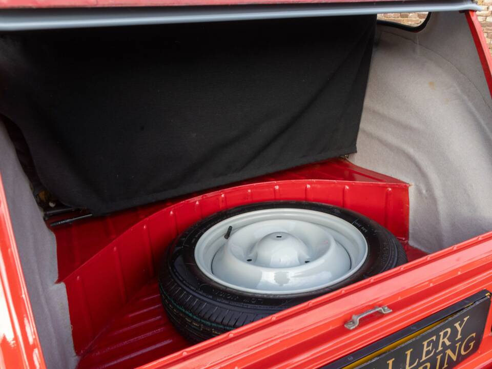 Image 39/50 of Citroën 2 CV 6 (1985)