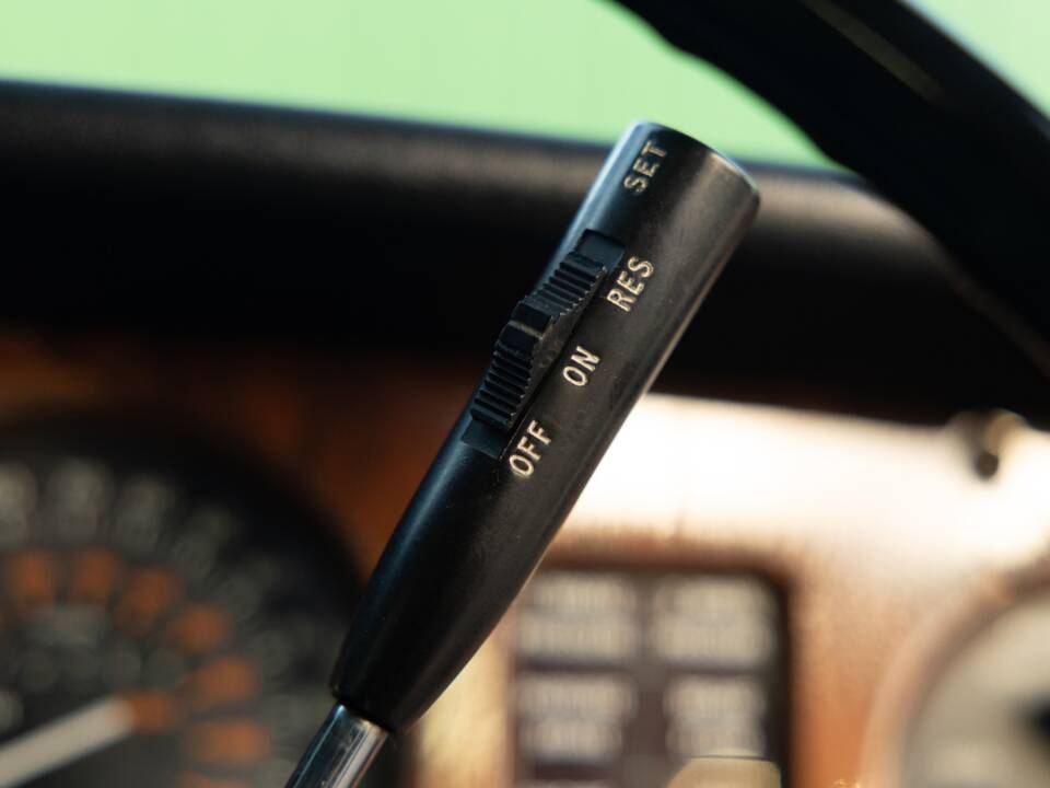 Bild 33/50 von Bentley T 2 (1980)