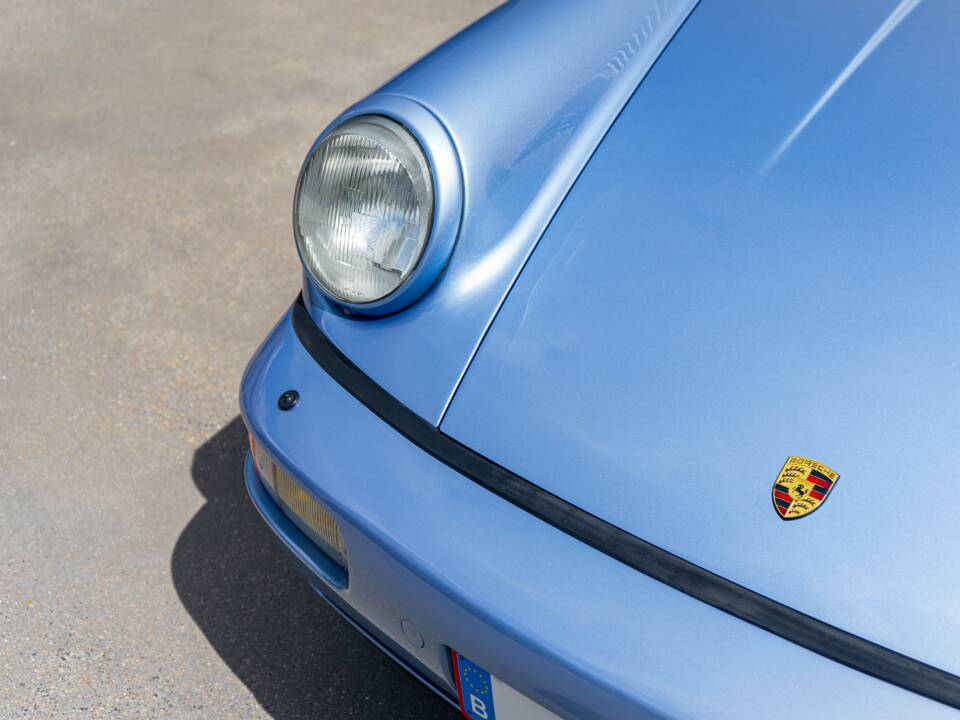 Afbeelding 15/42 van Porsche 911 Carrera 4 (1992)
