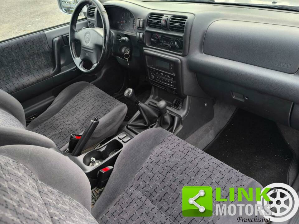 Image 6/10 of Opel Frontera 2.2i (2000)