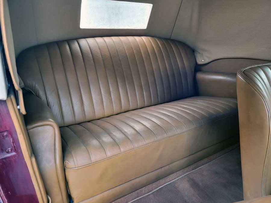 Image 24/37 of Buick Series 50 (1933)