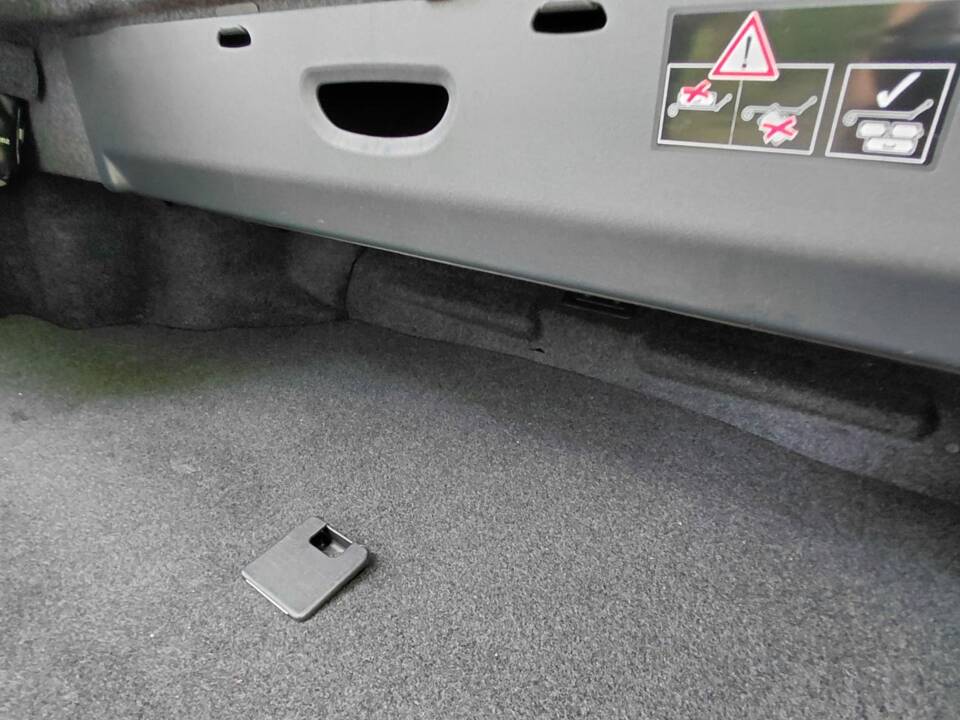 Immagine 14/18 di Mercedes-Benz CLK 200 (1999)