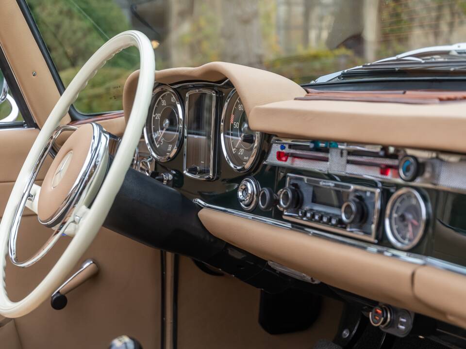 Imagen 12/30 de Mercedes-Benz 250 SL (1967)