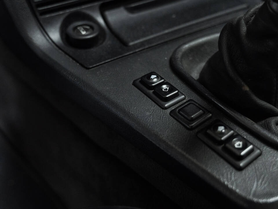 Immagine 16/32 di BMW 635 CSi (1985)