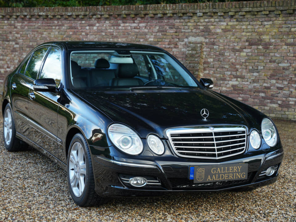 Image 50/50 of Mercedes-Benz E 230 (2009)