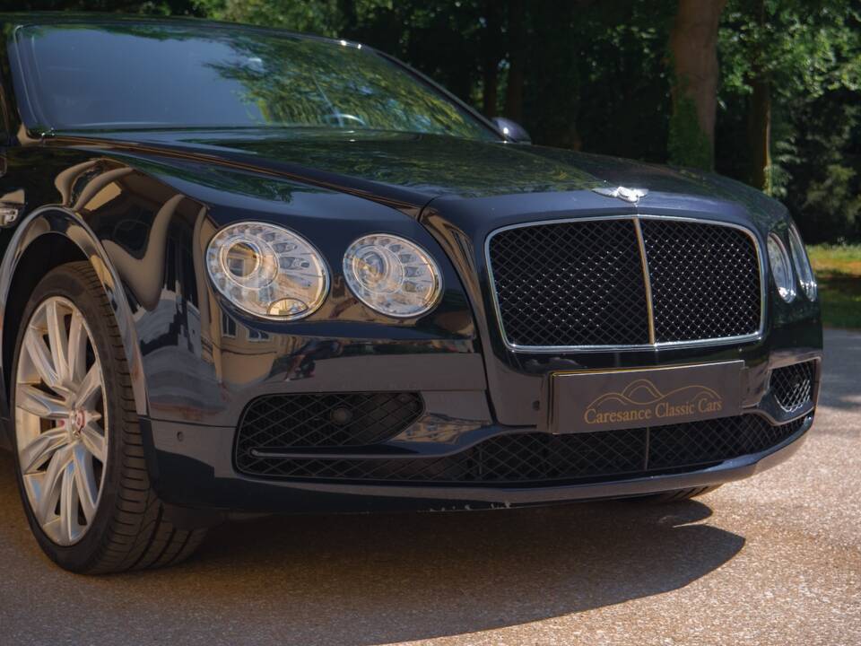 Imagen 57/68 de Bentley Flying Spur V8 S (2017)