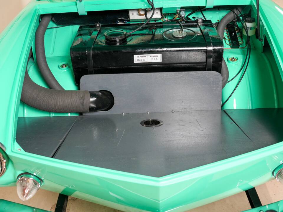 Image 20/42 de Amphicar 770 (1964)