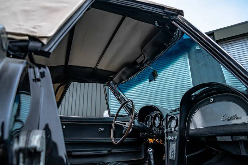 Image 45/50 of Chevrolet Corvette Sting Ray Convertible (1965)