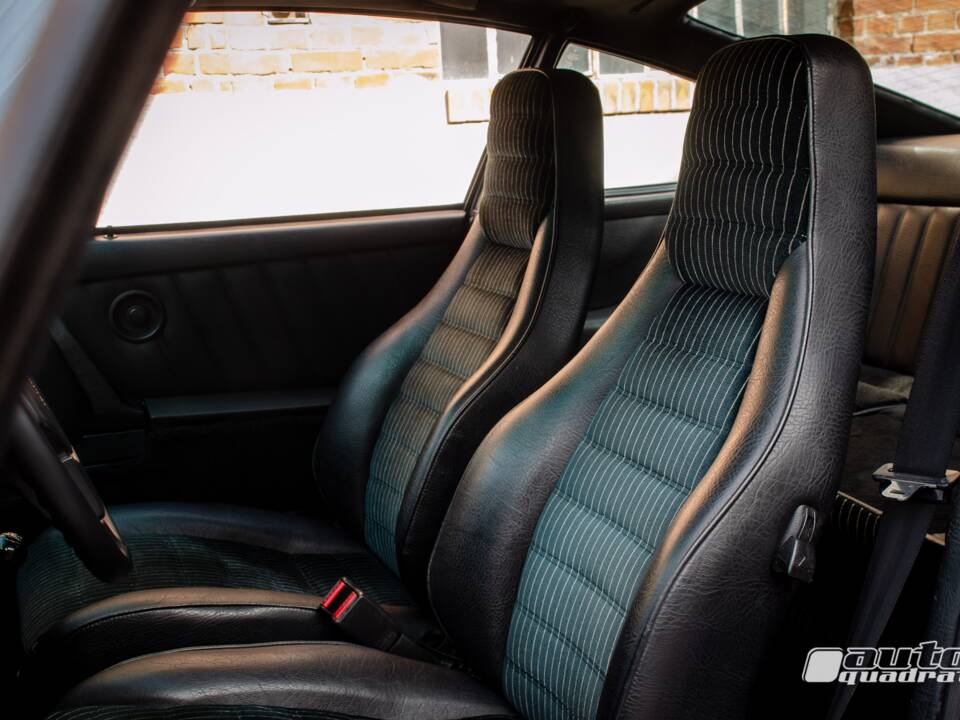 Image 6/12 of Porsche 911 SC 3.0 (1980)