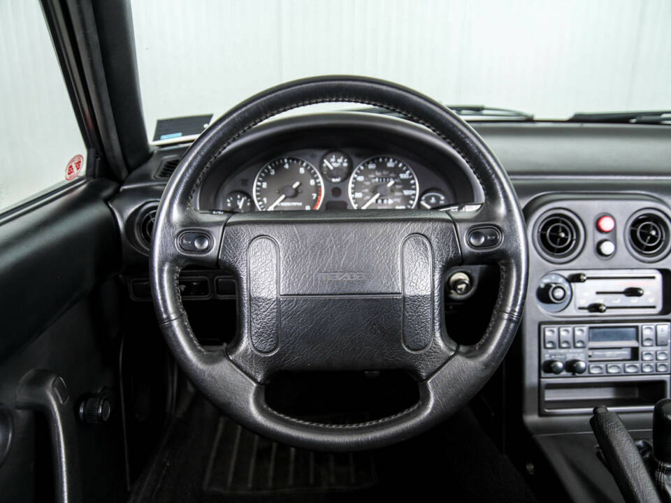 Bild 8/50 von Mazda MX-5 1.6 (1992)