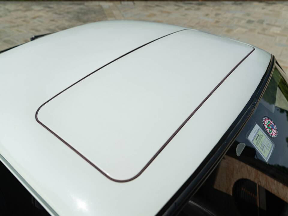 Image 24/50 de Porsche 911 SC 3.0 (1979)